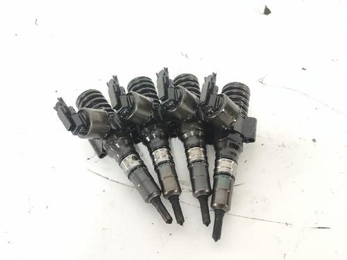Used Injector Injector VW GOLF V (1K1) [2003-2010] 33112867 33112867