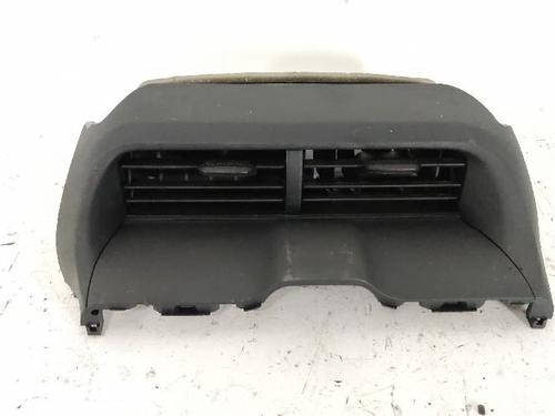 Used Air vent TOYOTA YARIS (_P21_, _PA1_, _PH1_) 1.5 Hybrid (MXPH10, MXPH11) (116 hp) 27423086
