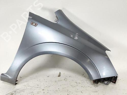 Used Right front fenders Right front fenders 32438221 32438221