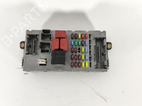 Used Fuse box Fuse box LANCIA MUSA (350_) 1.3 D Multijet (350.AXM11, 350.AXM1A, 350.AXI1A) (95 hp) 27417244 27417244