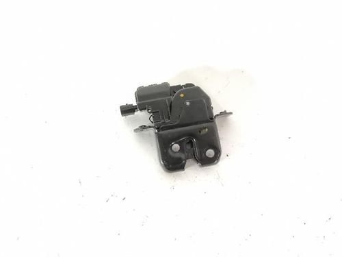 tailgate-lock-renault-megane-iv-hatchback-b9amn_-2015-40038882 main image