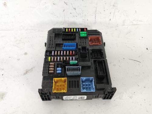 Used Control unit Control unit CITROËN C3 III (SX) 1.5 BlueHDi 100 (SXYHYP, SXYHTU) (102 hp) 33014488 33014488