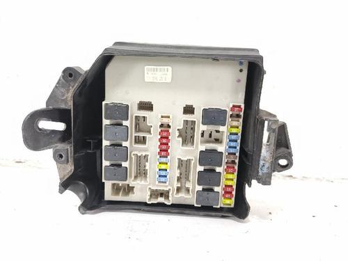 Zekeringkast Zekeringkast RENAULT CLIO III (BR0/1, CR0/1) 1.4 16V (98 hp) 36963609 36963609