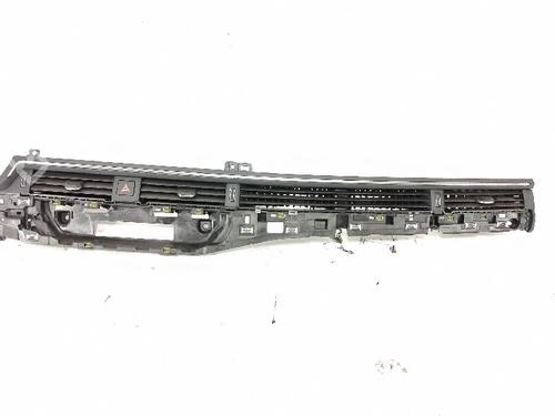 air-vent-audi-a4-allroad-b9-8wh-8wj-2016-39134478 main image
