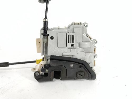 Used Rear right lock AUDI A1 (8X1, 8XK) 1.6 TDI (90 hp) 27412577