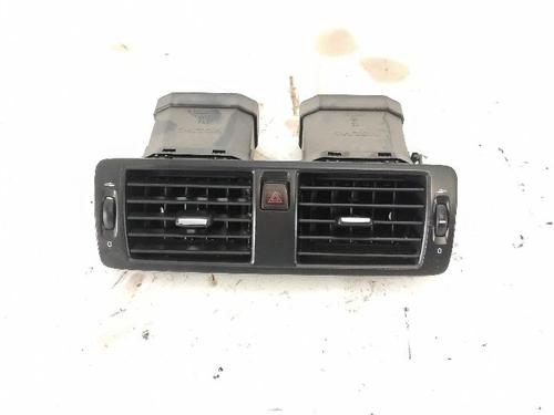 Used Air vent VOLVO V50 (545) 2.0 D (136 hp) 27430551