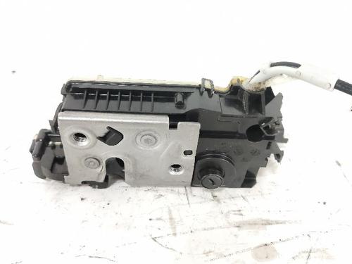 Rear right lock PEUGEOT 2008 I (CU_) 1.2 THP 110 / PureTech 110 | BP27433059C99