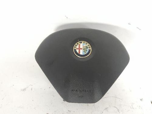 driver-airbag-alfa-romeo-giulietta-940_-2010-2011-2012-2013-2014-2015-2016-2017-2018-2019-2020-27412549 main image