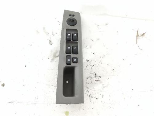 Used Left front window switch Left front window switch KIA SORENTO I (JC) 2.5 CRDi (170 hp) 33747539 33747539