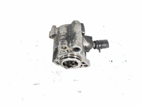 Used Vacuum pump TOYOTA RAV 4 II (_A2_) 2.0 D 4WD (CLA20_, CLA21_, CLA20R, CLA21R) (116 hp) 27421408