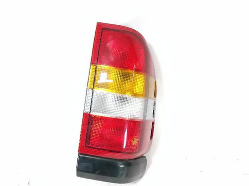 Højre baglygte OPEL FRONTERA B (U99) 2.2 DTI (6B_ZC, 6B_VF, 6B_66, 6B_76) (116 hp) 28488682