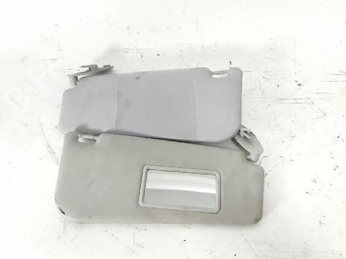 Used Left sun visor FIAT PUNTO (188_) 1.2 16V 80 (188.233, .235, .253, .255, .333, .353, .639,... (80 hp) 27925577