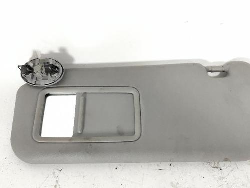 Used Left sun visor Left sun visor TOYOTA YARIS (_P9_) 1.33 VVT-i (NSP90_, NSP90R) (100 hp) 27419369 27419369