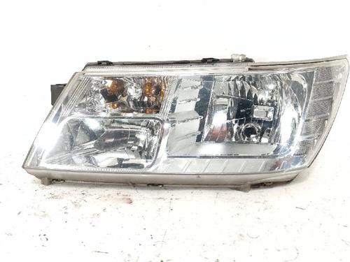 left-headlight-fiat-freemont-345_-2011-27419500 main image