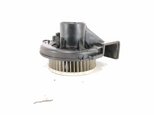 Used Heater blower motor Heater blower motor VW POLO IV (9N_, 9A_) 1.2 12V (64 hp) 27410861 27410861