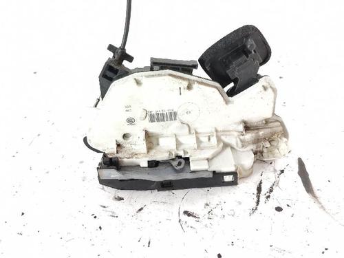 Vergrendeling links voor SEAT LEON (5F1) 1.6 TDI (105 hp) 27428331