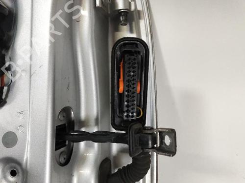 Used Left front door VW POLO V (6R1, 6C1) 1.2 TDI (75 hp) 30504653