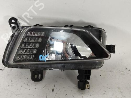 Used Right front fog light VW POLO VI (AW1, BZ1, AE1) 1.0 TSI (95 hp) 27695902