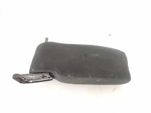 Used Armrest / Center console Armrest / Center console MITSUBISHI PAJERO CLASSIC (V2_W, V6_W, V7_W) 2.5 TD (V24W) (115 hp) 33747562 33747562