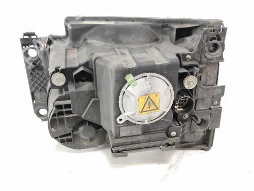 Right headlight LAND ROVER DISCOVERY III (L319) 2.7 TD 4x4 | BP27428829C29 