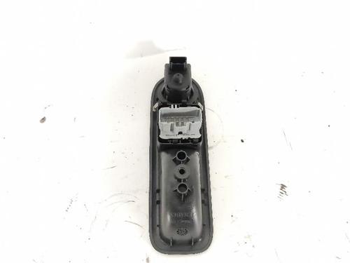 Left front window switch RENAULT CLIO III (BR0/1, CR0/1) 1.2 16V (BR02, BR0J, BR11, CR02, CR0J, CR11) | BP31034629I27 - Image 2