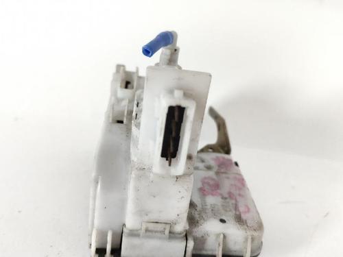 Front left lock VW POLO (6N2) 1.4 TDI | BP32008181C98