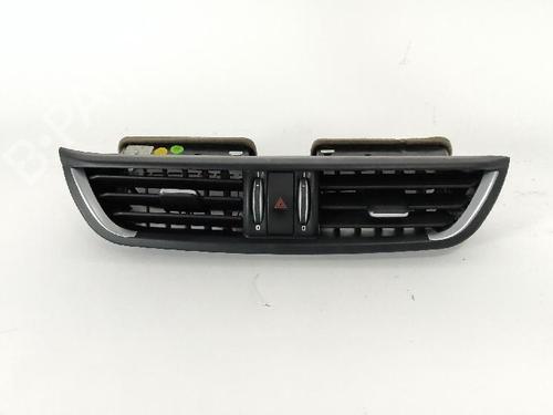 Used Air vent Air vent ALFA ROMEO GIULIA (952_) 2.2 D (952AFA25, 952AFM25, 952ALA25) (180 hp) 27431560 27431560