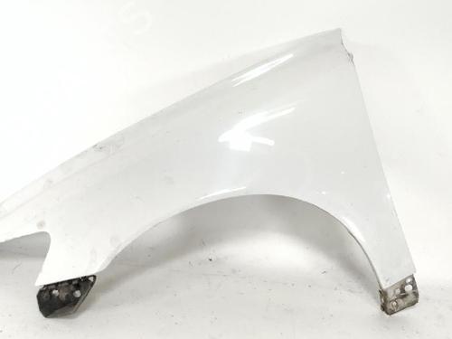 Used Left front fenders VOLVO V50 (545) D2 (114 hp) 28313540