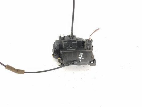 front-right-lock-renault-clio-iii-grandtour-kr01_-2007-27411925 main image