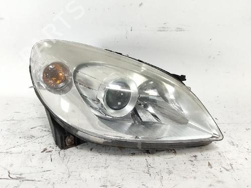 Used Right headlight MERCEDES-BENZ B-CLASS Sports Tourer (W245) B 180 CDI (245.207) (109 hp) 29934332