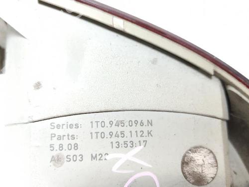 Right taillight VW TOURAN (1T1, 1T2) 2.0 TDI | BP28578558C35