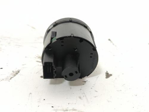 Headlight switch VW GOLF ALLTRACK VII Variant (BA5, BV5) 1.8 TSI 4motion | BP27429426I24 - Image 2