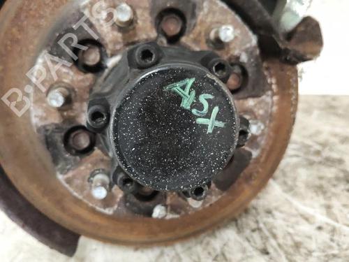 Used Left front steering knuckle Left front steering knuckle NISSAN TERRANO II (R20) 2.7 TD 4WD (101 hp) 35721296 35721296