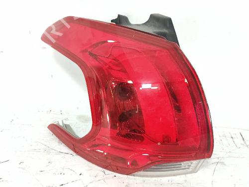 Used Left taillight Left taillight PEUGEOT 2008 I (CU_) 1.2 THP 110 / PureTech 110 (110 hp) 27433054 27433054