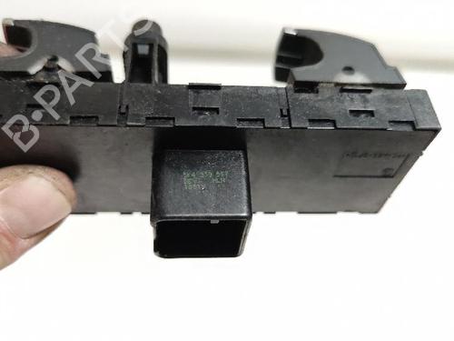 Left front window switch VW TOURAN (1T3) 1.6 TDI | BP39900133I27 - Image 3