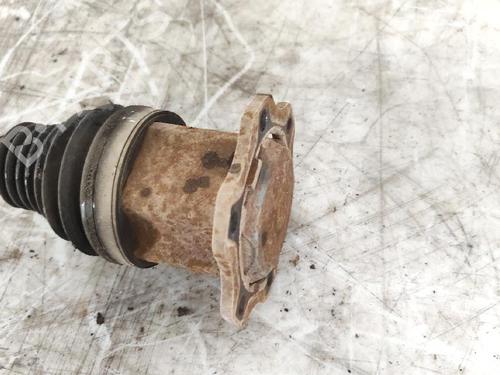 Right front driveshaft AUDI Q5 (8RB) 2.0 TDI quattro | BP27925820M39 - Image 2