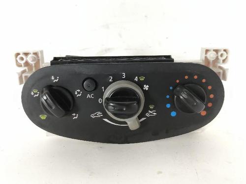 climate-control-dacia-duster-hs_-2010-2011-2012-2013-2014-2015-2016-2017-2018-28689116 main image