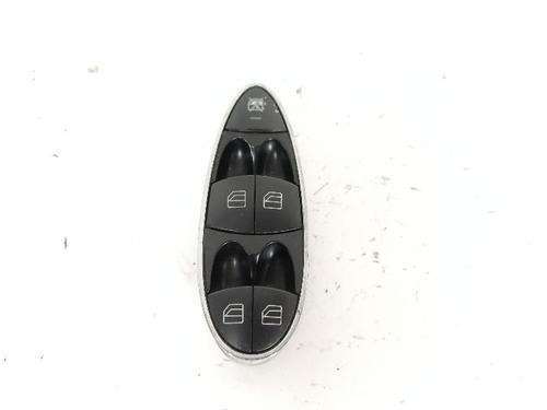 Interrupteur de vitre avant gauche MERCEDES-BENZ E-CLASS (W211) E 320 CDI (211.026) (204 hp) 27416645