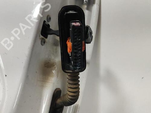 Used Left front door VW LOAD UP! (121, 122, BL1, BL2) 1.0 (60 hp) 31579284