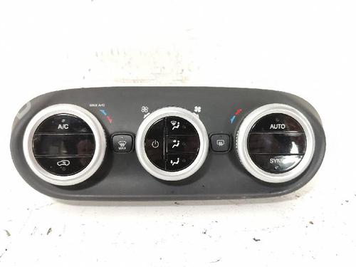Used Climate control FIAT 500X (334_) 1.6 D Multijet (334AXA1B, 334AXA11) (120 hp) 32203328