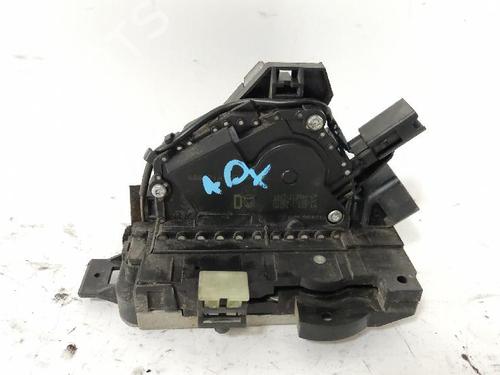 Serrure avant droite JAGUAR X-TYPE I (X400) 2.2 D (155 hp) 28180134