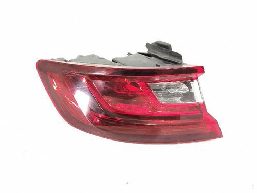 left-taillight-renault-megane-iv-hatchback-b9amn_-2015-40038874 main image