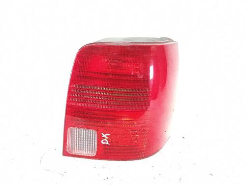 Feu arrière droit VW PASSAT B5 (3B2) 1.6 (101 hp) 31965692