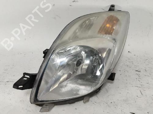 Used Left headlight TOYOTA YARIS (_P9_) 1.3 VVT-i (SCP90_, SCP90R) (87 hp) 32744021