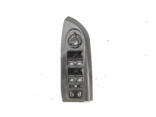 Pulsantiera anteriore sinistra Pulsantiera anteriore sinistra FIAT 500X (334_) 1.3 D Multijet (334AXH1A) (95 hp) 36882093 36882093