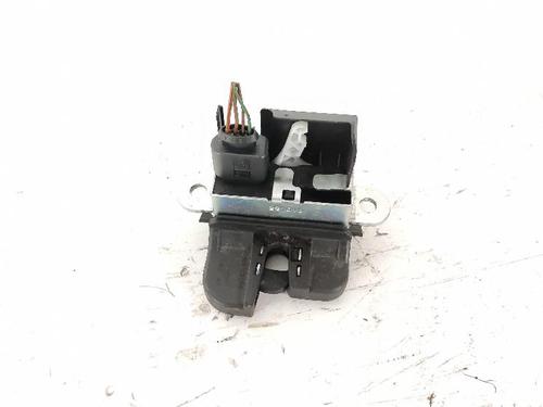 Used Tailgate lock VW POLO V (6R1, 6C1) 1.4 (6R1) (85 hp) 27431728