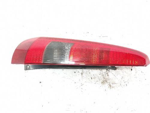 Used Left taillight FORD FIESTA V (JH_, JD_) 1.4 TDCi (68 hp) 27430844