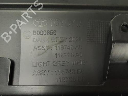 Glove box TOYOTA YARIS (_P21_, _PA1_, _PH1_) 1.5 Hybrid (MXPH10, MXPH11) | BP27423068C95 