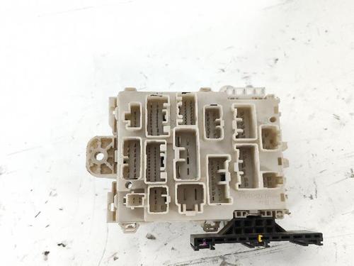 Fuse box ISUZU D-MAX II (TFR, TFS) 1.9 Ddi 4x4 (TFS87J) | BP34151133E1 - Image 2