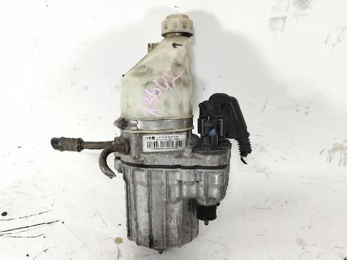 Used Steering pump OPEL ZAFIRA / ZAFIRA FAMILY B (A05) 1.9 CDTI (M75) (120 hp) 30368239
